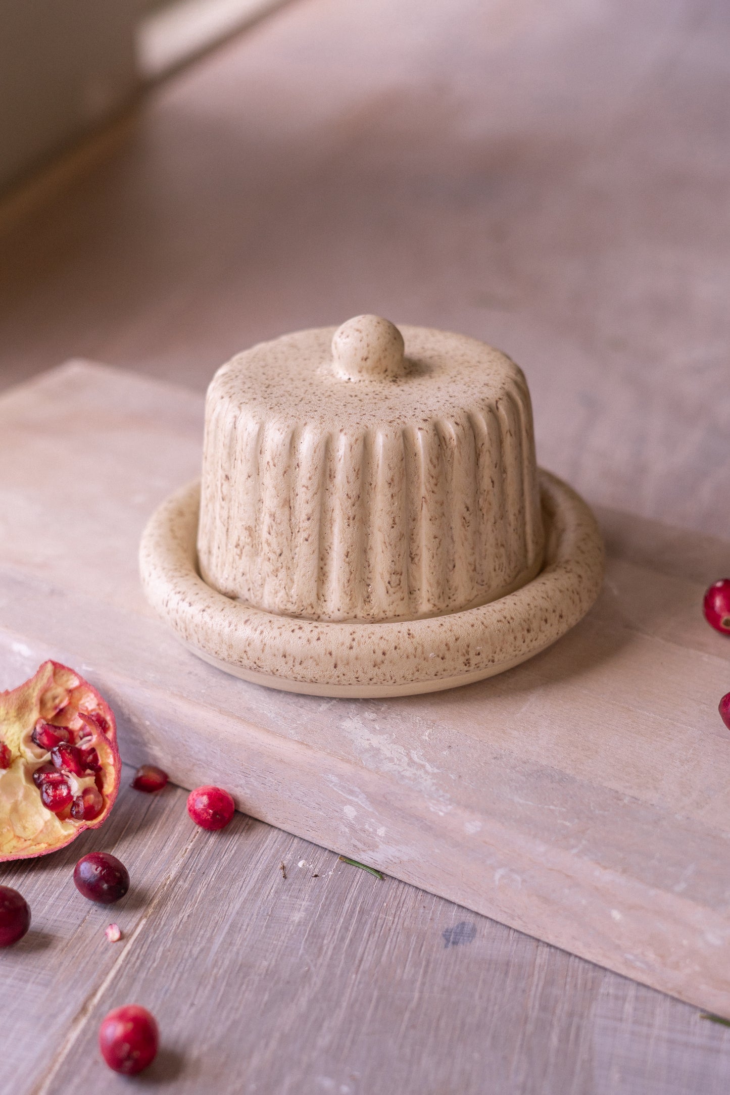 Donut Butter Dish in Speckled Cream