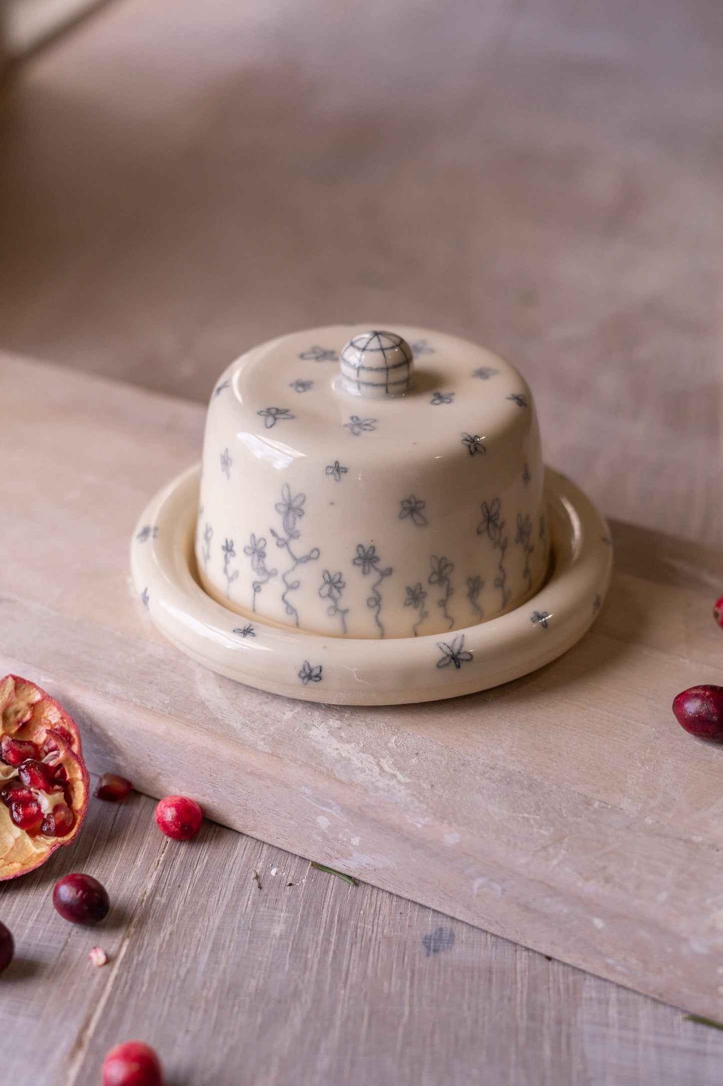 Donut Butter Dish in Ditsy Floral