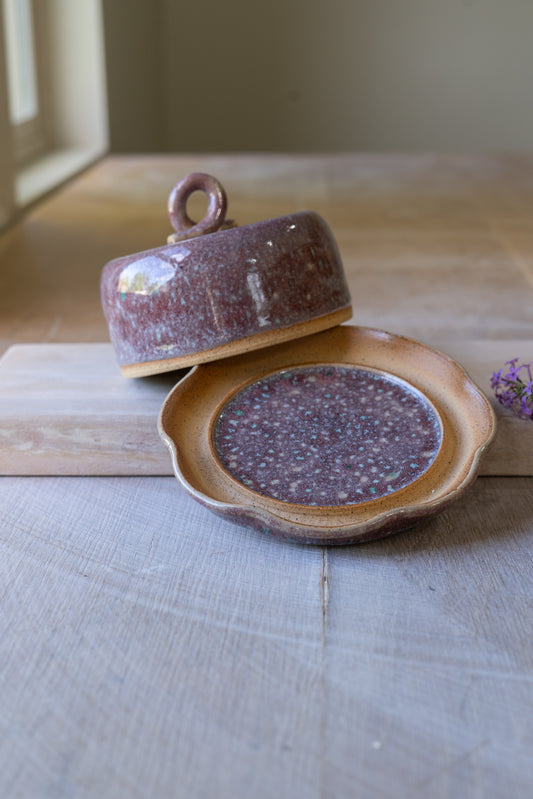 Classic Butter Dish in Maroon