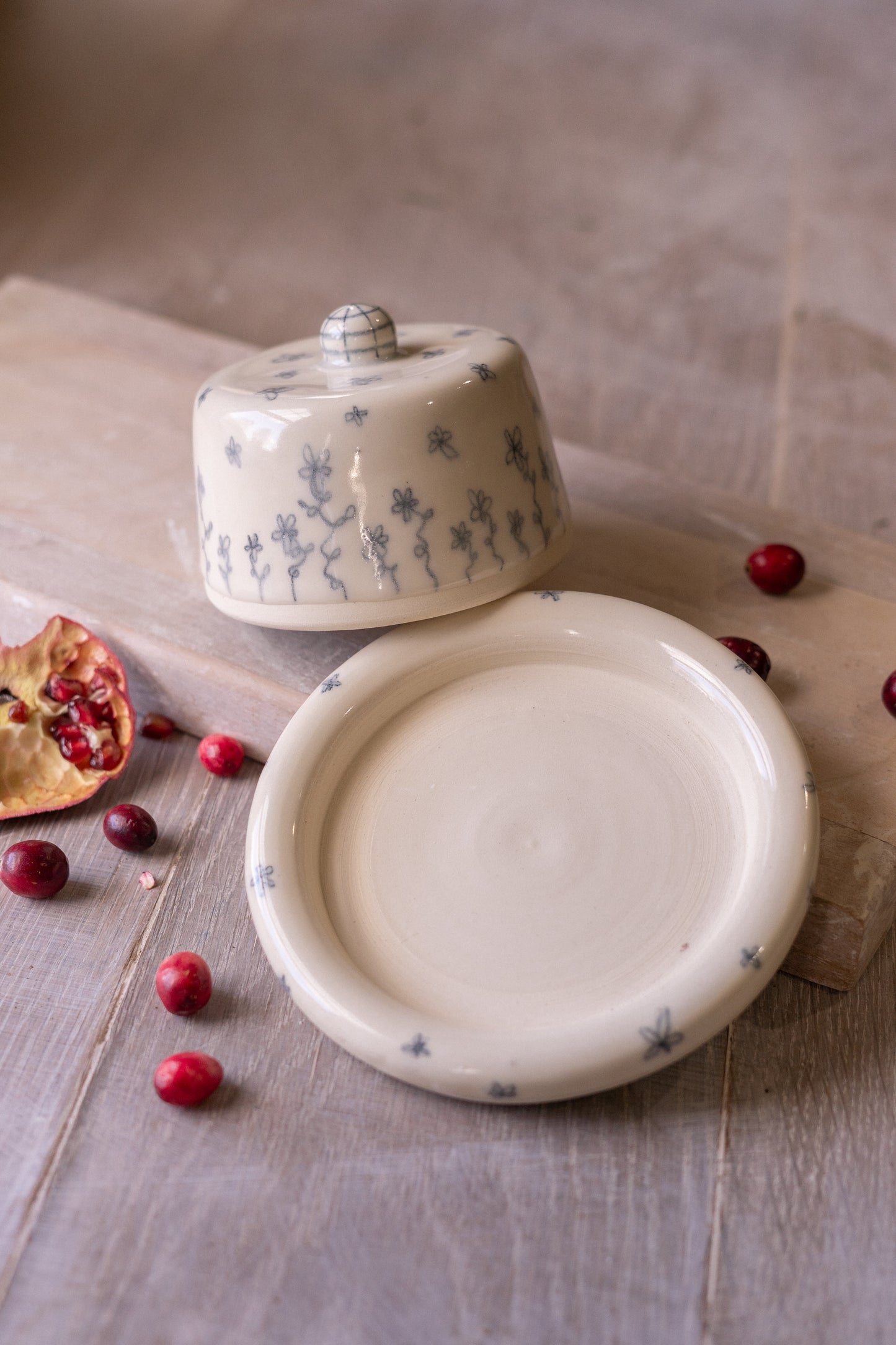 Donut Butter Dish in Ditsy Floral