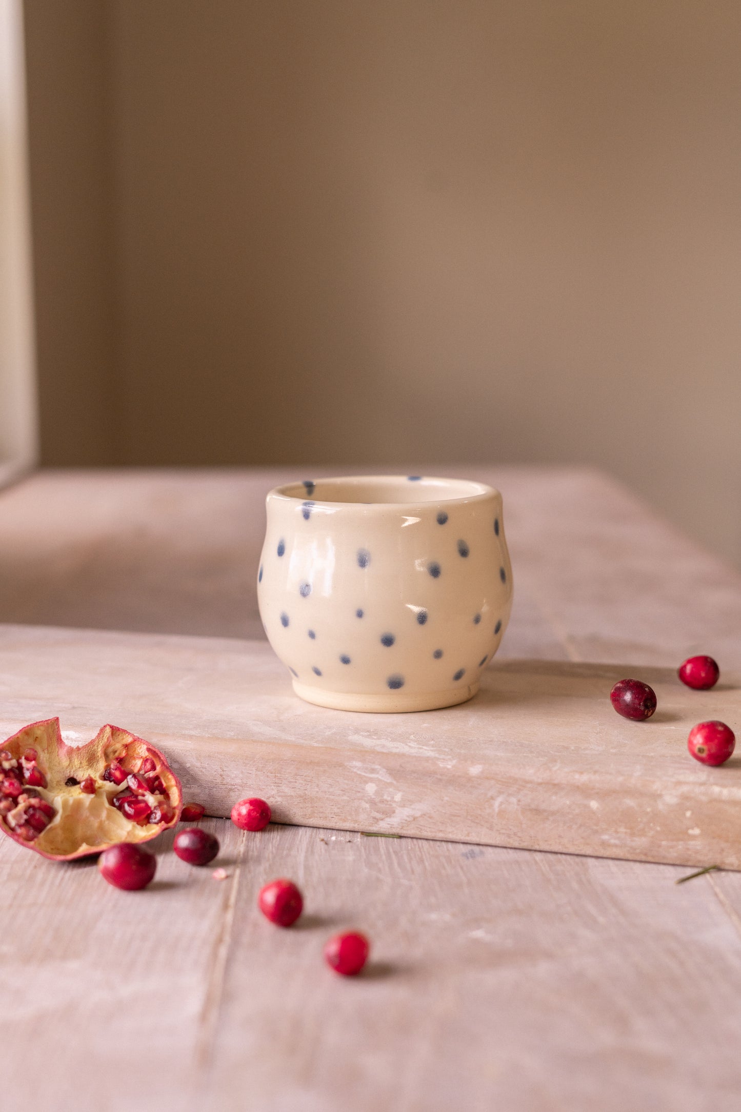 Curvy Cup in Blue Dots
