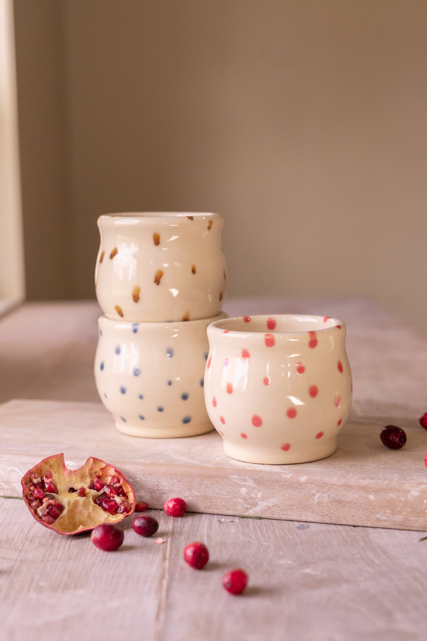 Curvy Cup in Brown Dots