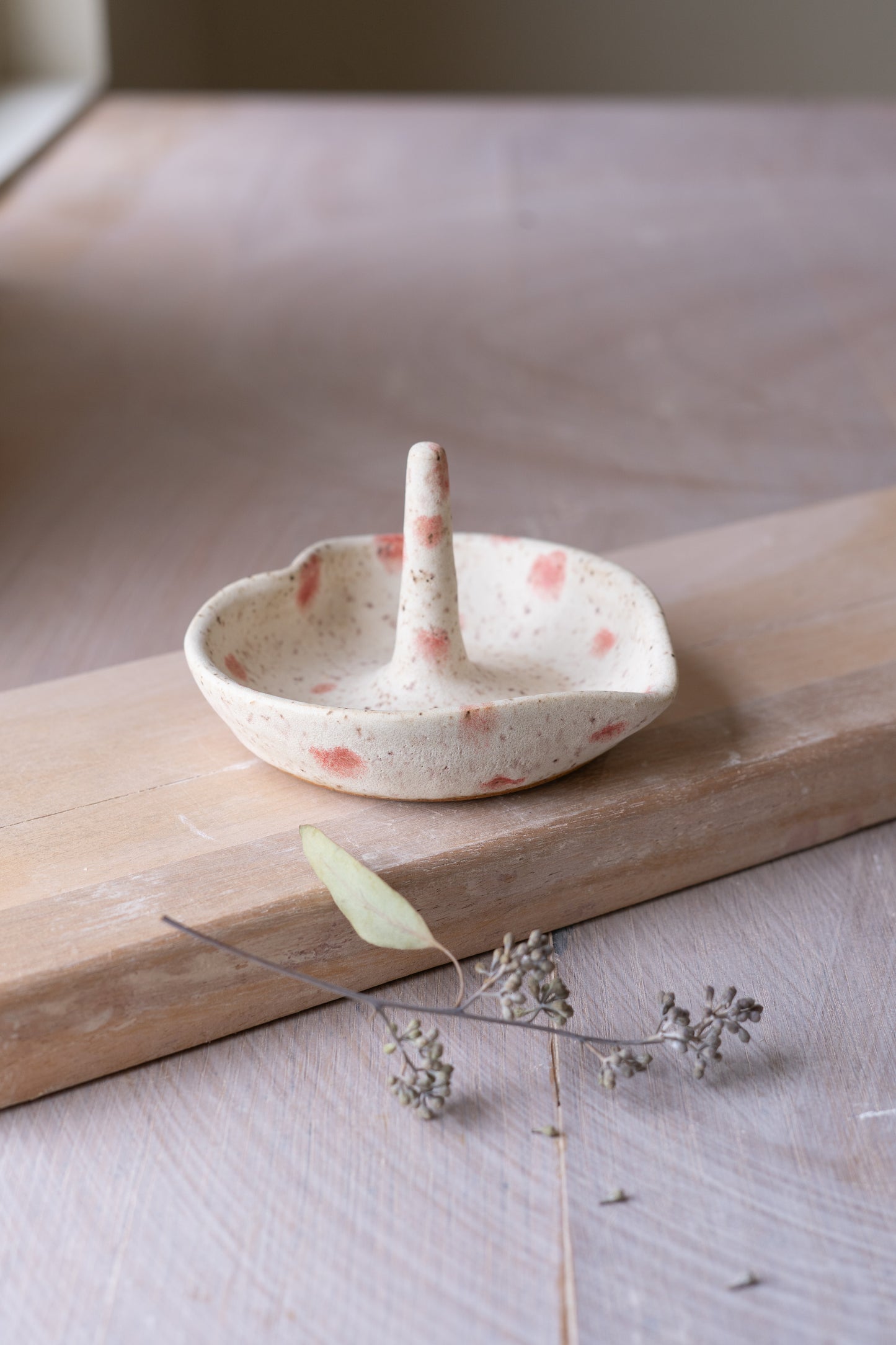 Speckled Jewelry Dish in Powdered Red