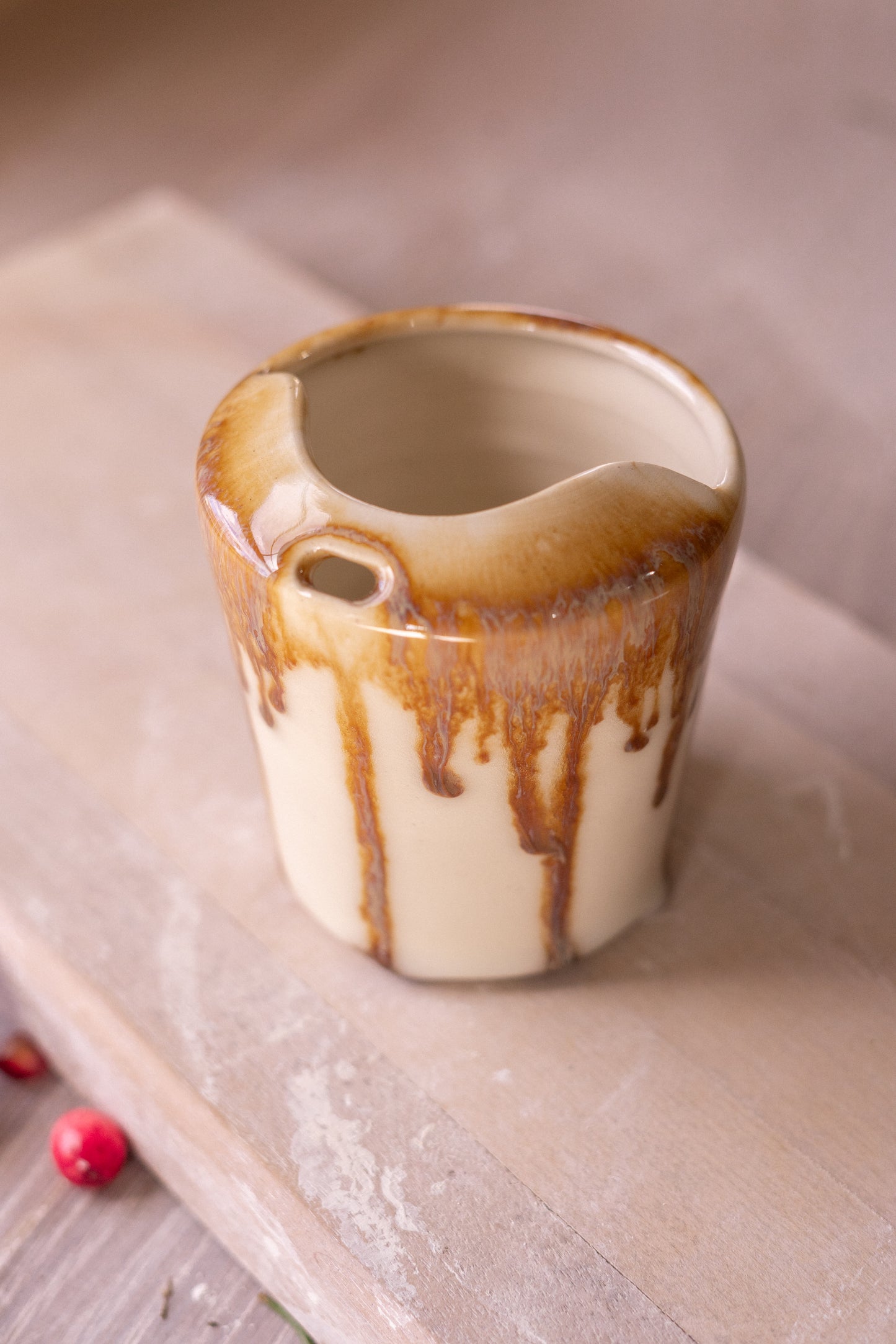 10 Oz Travel Cup in Brown Circus Stripe