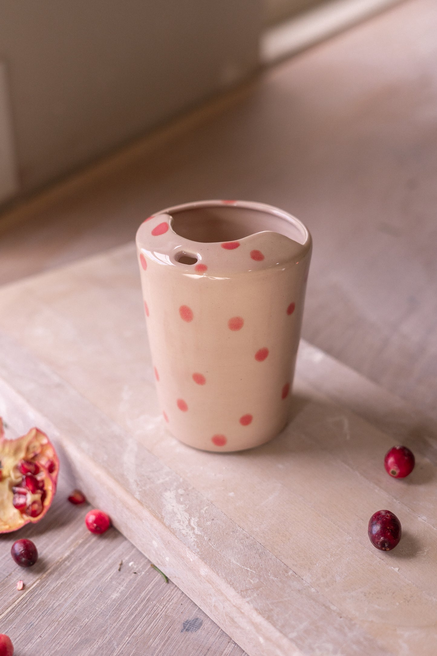 16 Oz Travel Cup in Strawberry